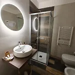 Nyaraló Elysia Luxury Suite Con Jacuzzi - Centro Brindisi *