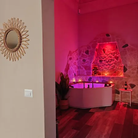 Elysia Luxury Con Jacuzzi - Centro בית נופש