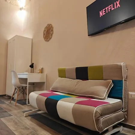 Nyaraló Elysia Luxury Suite Con Jacuzzi - Centro Brindisi *