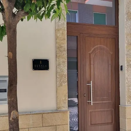 Elysia Luxury Con Jacuzzi - Centro Brindisi