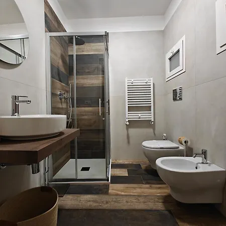 Casa de Férias Elysia Apartment Con Jacuzzi - Centro Brindisi *